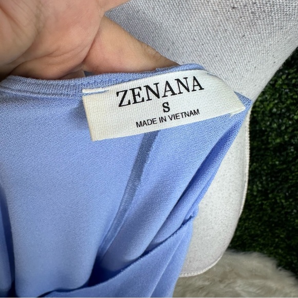 Perwinkle blue Women's V-Neck  crossover Top nwt - Picture 5 of 7